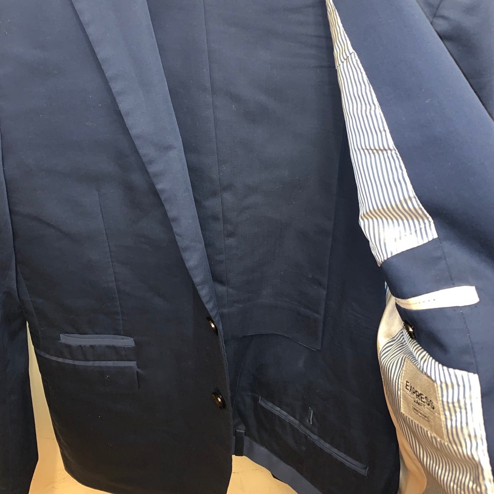 Express Men’s Navy Blue Suit